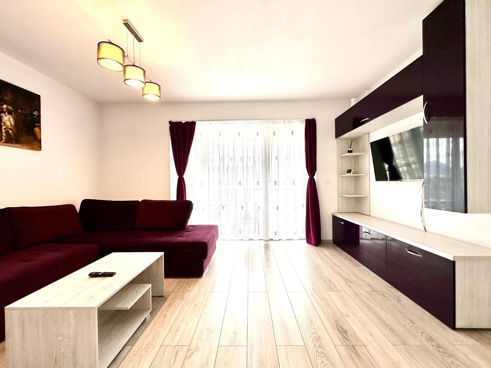 Apartament Kasper Coresi Mall - Rise Private &