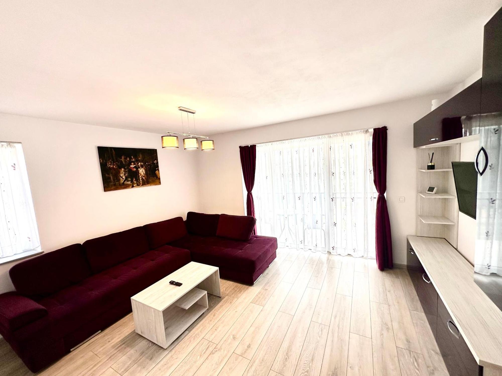 Apartament Kasper Coresi Mall - Rise Private &