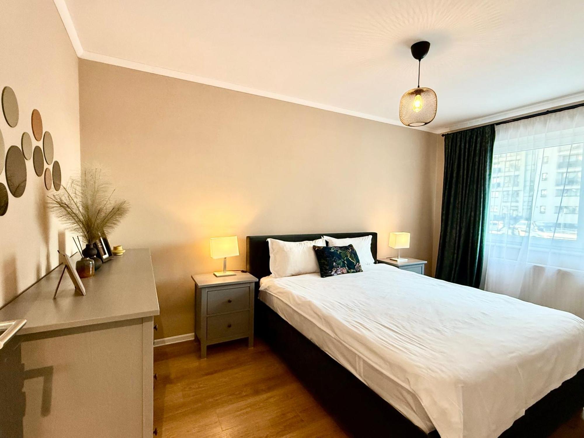 Apartament Kasper Coresi Mall - Rise Private &